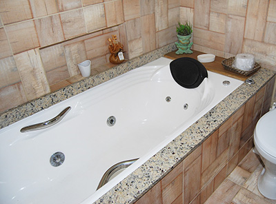 Hidromassagem Suítes Canário e Bem-te-vi